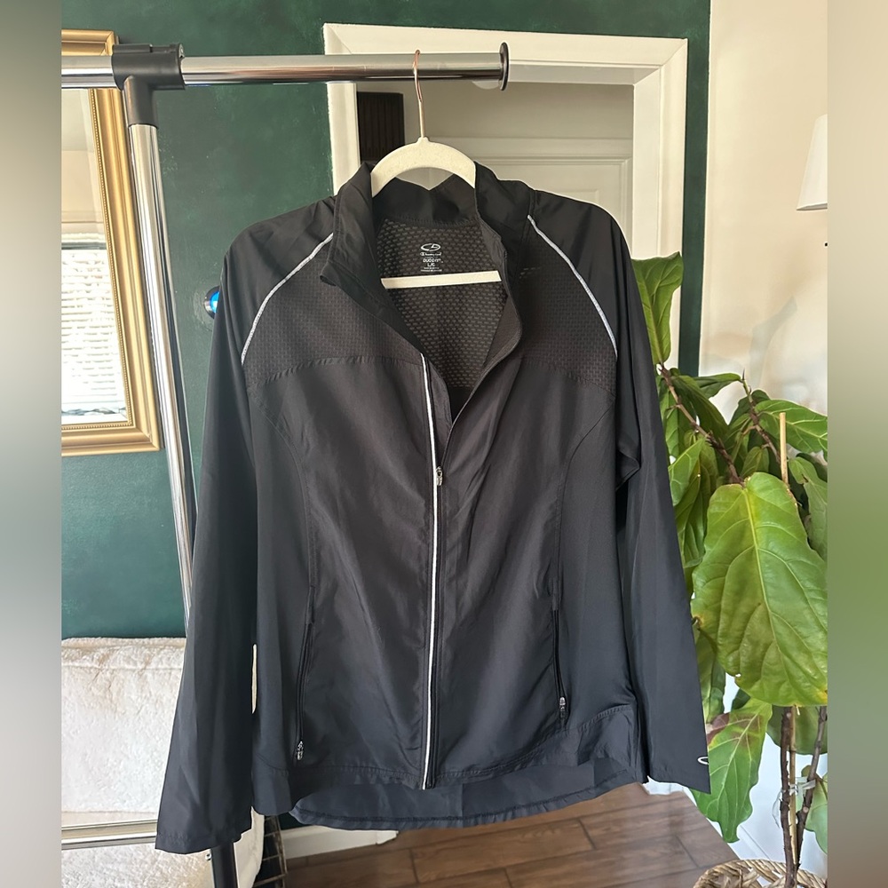 Champion - lightweight running jacket - black